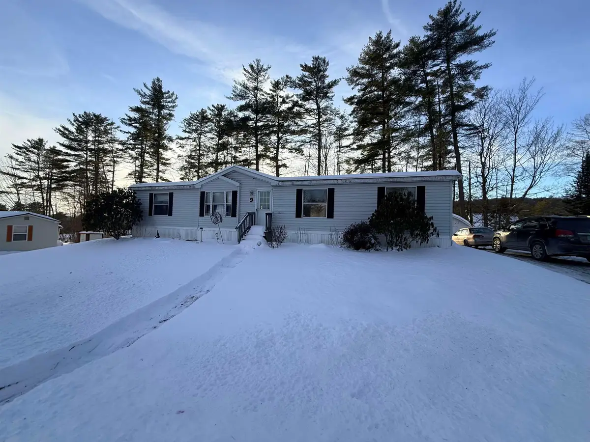 9 McCusker Place, Claremont, NH 03743 - Image #1