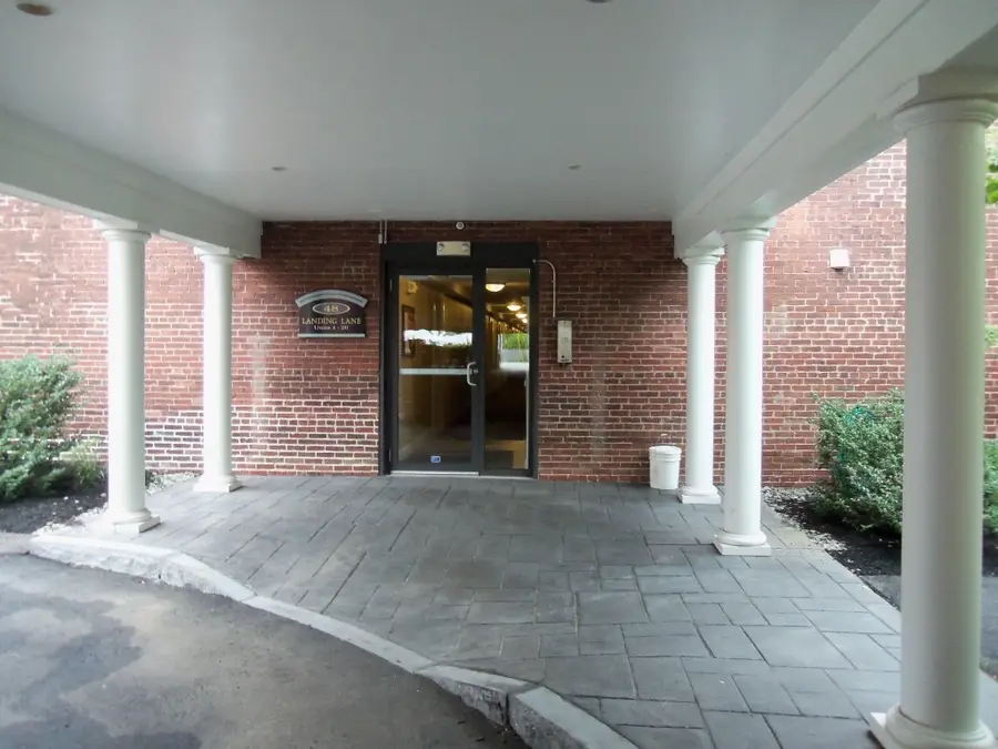 48 Landing Lane #16, Laconia, NH 03246 - Image #2