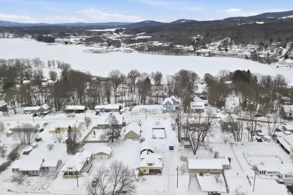 00 North Street, Laconia, NH 03246