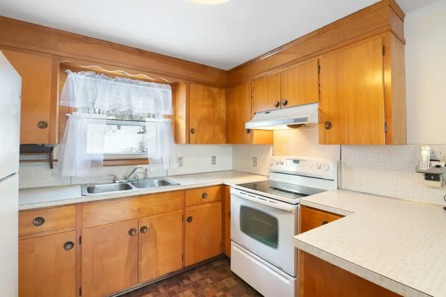 39 Atwood Street, Brattleboro, VT 05301 - #2