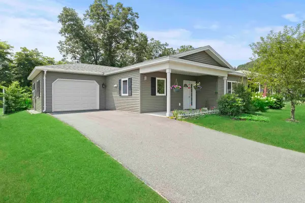 139 Buttonwood Drive, Brattleboro, VT 05301