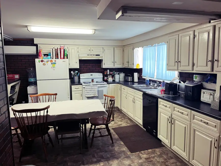 109 River Road, Irasburg, VT 05845 - Image #2