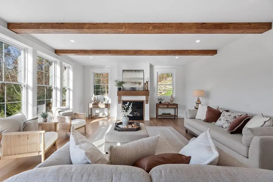 18 Sprague Mill Road, Bedford, NH 03110 - #2