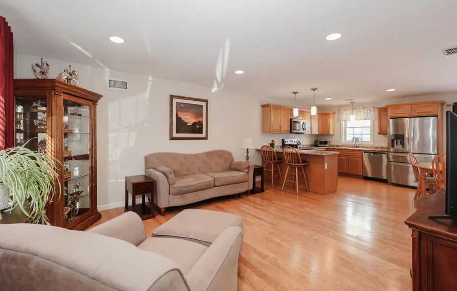 20 Bruins Lane, Raymond, NH 03077 - #2