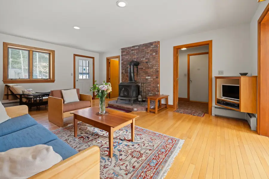 4 Haskins Road, Hanover, NH 03755 - #3