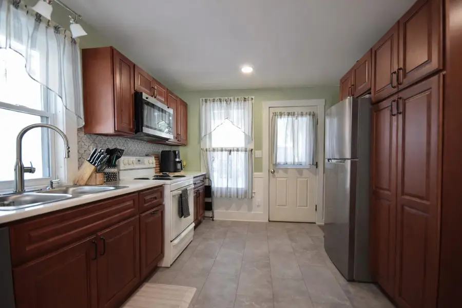 141 Washington Street, Barre, VT 05641 - #3