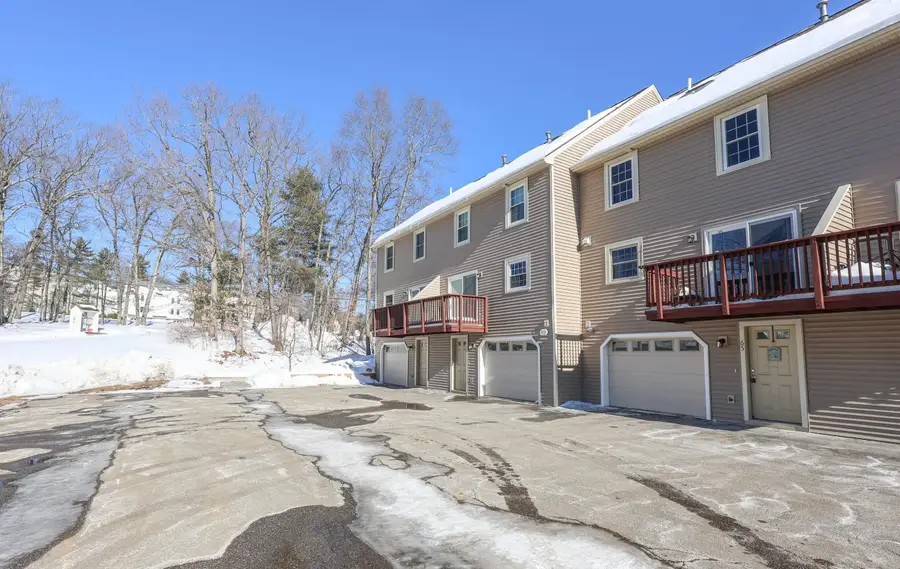 65 Glastonbury Drive, Nashua, NH 03063 - #2