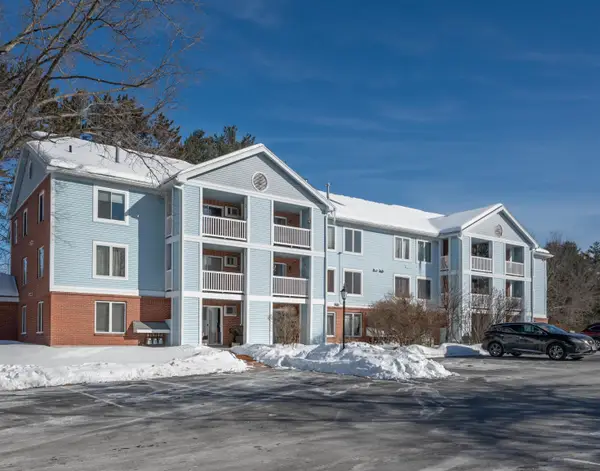 2 Timberwood Drive #103, Goffstown, NH 03045