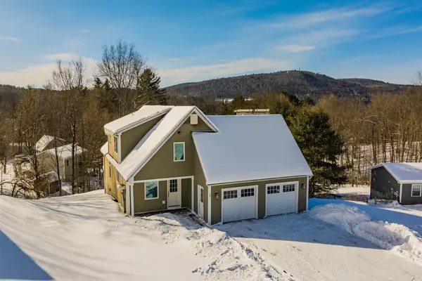 38 Ozzy Lane, Hartford, VT 05001