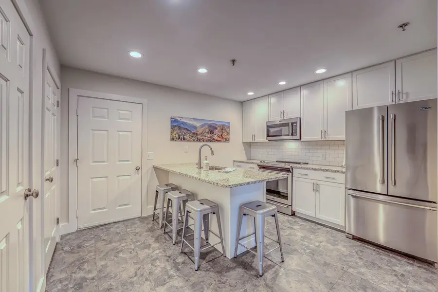 28 Academy Street #7, Franconia, NH 03580 - Image #2