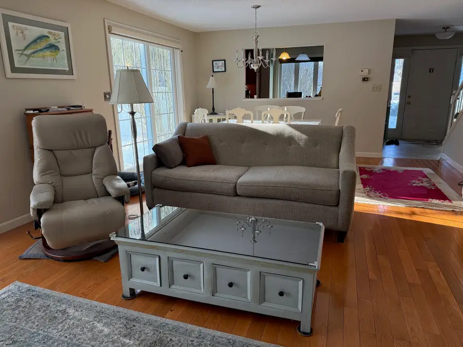 555 Straw Hill Road, Manchester, NH 03104 - Image #3