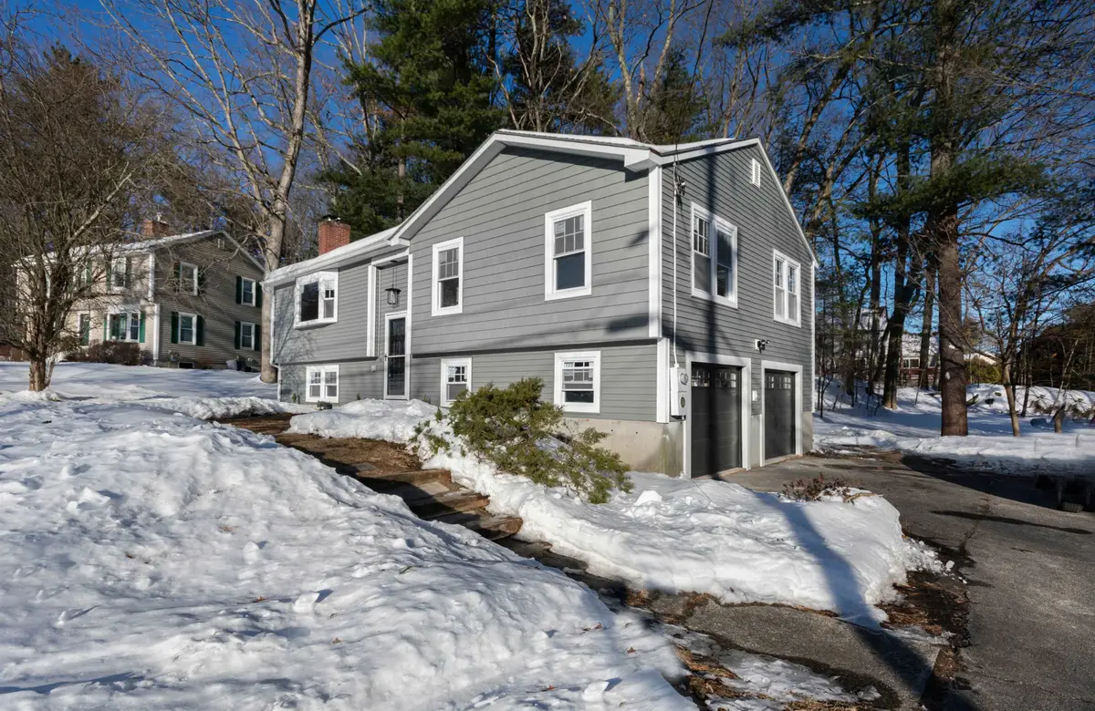 64 Mckenna Drive, Nashua, NH 03102 - #1