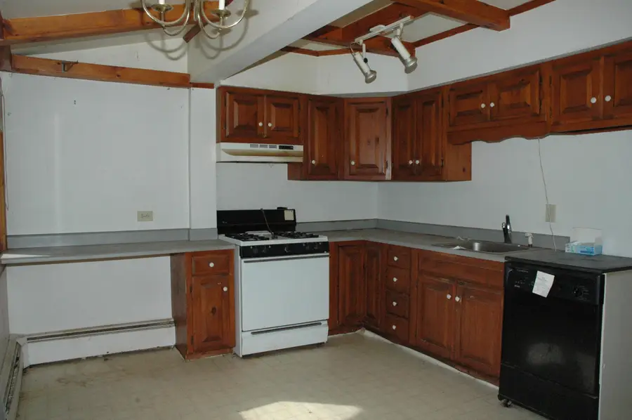 426 Milford Street, Manchester, NH 03102 - Image #3