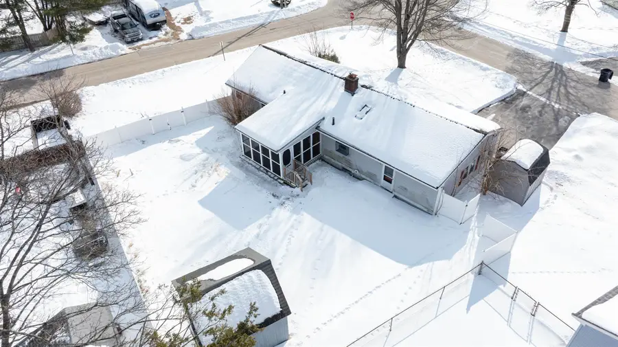 190 Knollwood Avenue, Nashua, NH 03060 - #3