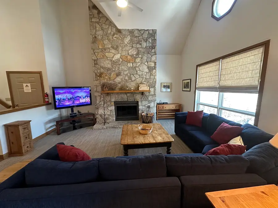 4 Sportscenter Village Way #B33, Dover, VT 05356 - #2