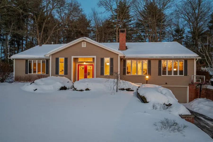18 Robin Drive, Hudson, NH 03051 - #2