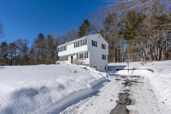 20 Wilshire Drive, Londonderry, NH 03053
