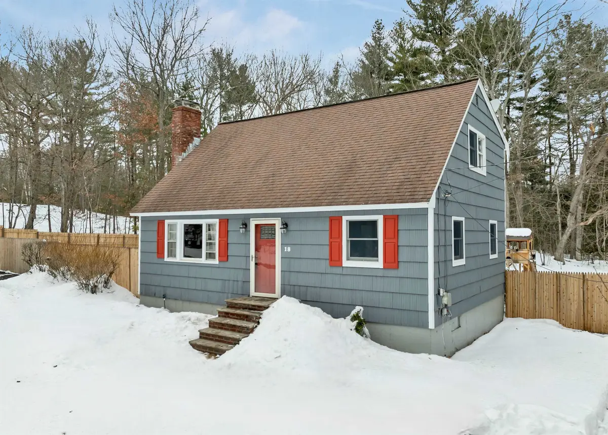 18 Ridgecrest Drive, Hudson, NH 03051 - #1