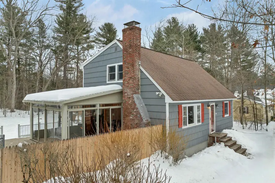 18 Ridgecrest Drive, Hudson, NH 03051 - #3