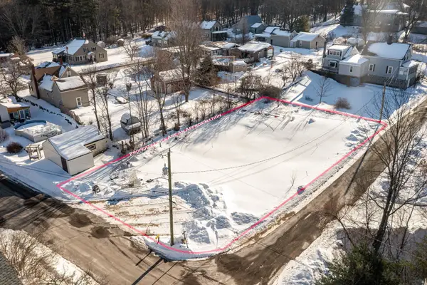 21 Saint Anthonys Road, Wakefield, NH 03872