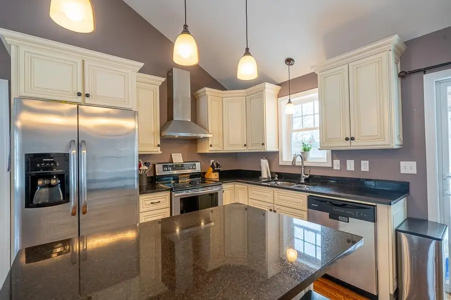 585 Bodwell Road, Manchester, NH 03109 - #2