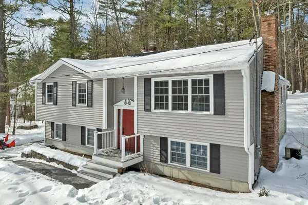 17 Twilight Drive, Nashua, NH 03062
