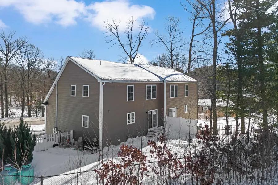 63 Hardy Road #B, Londonderry, NH 03053 - #3