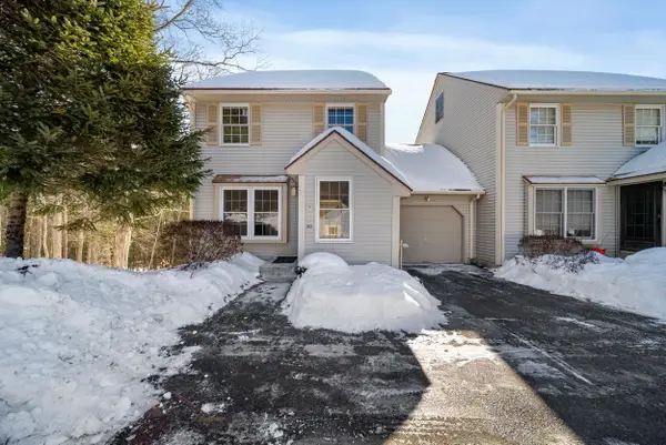 20 Larson Drive, Hampstead, NH 03841