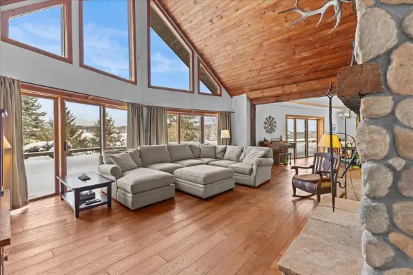 151 Rudys Lane, Stowe, VT 05672