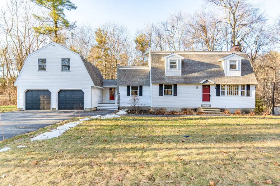 14 Londonderry Road, Windham, NH 03087 - #2