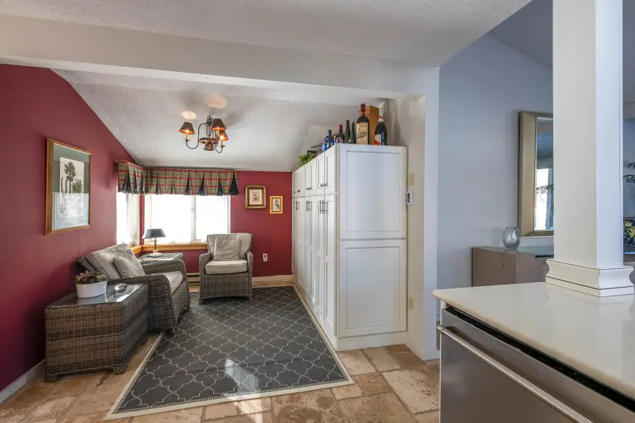 3755 Quechee Main Street #9A, Hartford, VT 05059 - #3