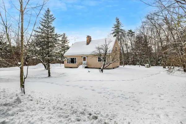 547 Tyler Road, Webster, NH 03303