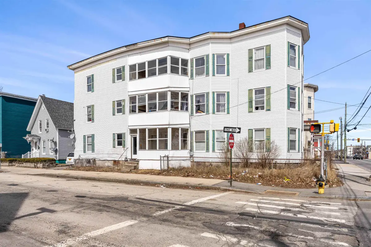 344 Maple Street, Manchester, NH 03103 - #1
