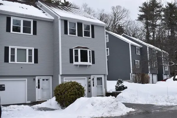16 Chestnut Circle, Merrimack, NH 03054
