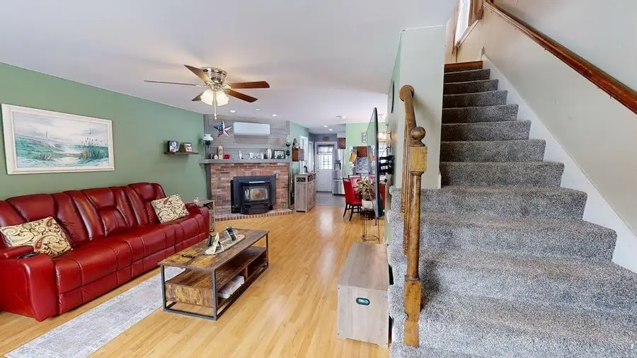 16 Chestnut Circle, Merrimack, NH 03054 - #2