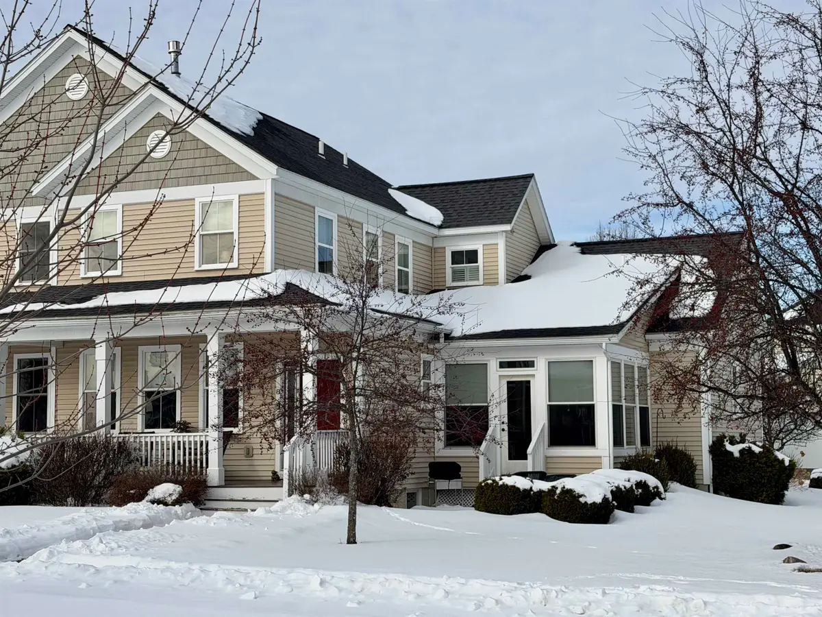 8 West Fisher Lane, South Burlington, VT 05403 - #1