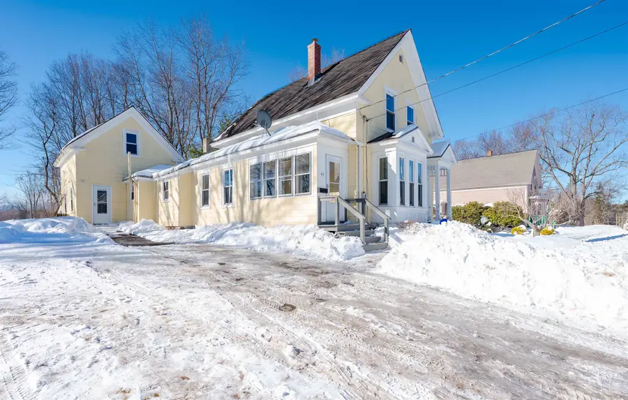 47 Chamberlain Street, Rochester, NH 03867 - #2