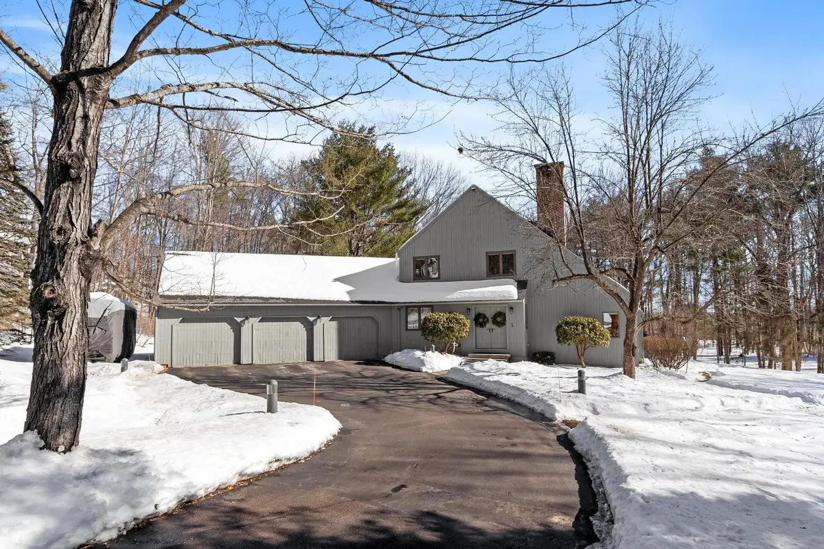 1 Dalkeith Road, Hollis, NH 03049 - #1
