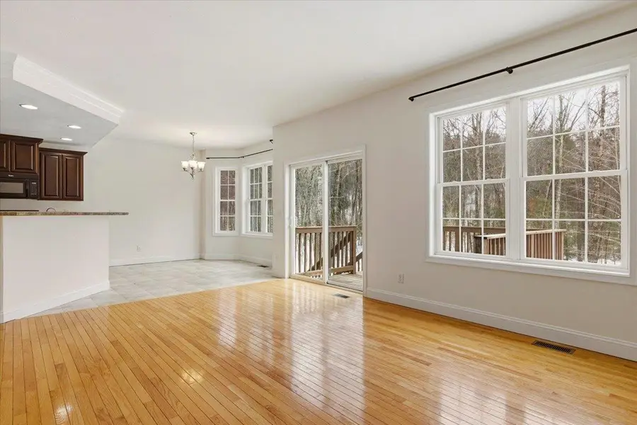 11 Gable Drive, Epping, NH 03042 - #3