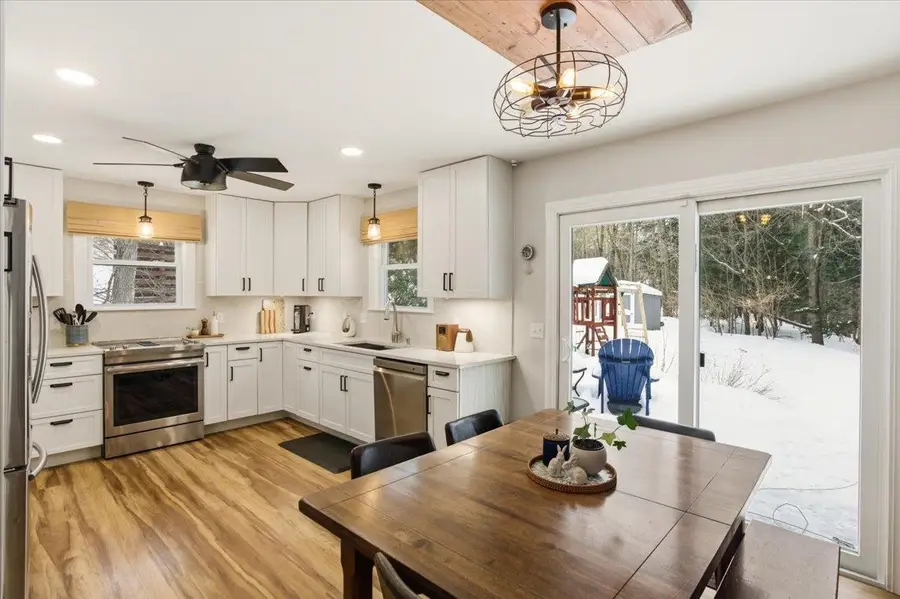 31 Greenbriar Drive, Essex, VT 05452 - #3