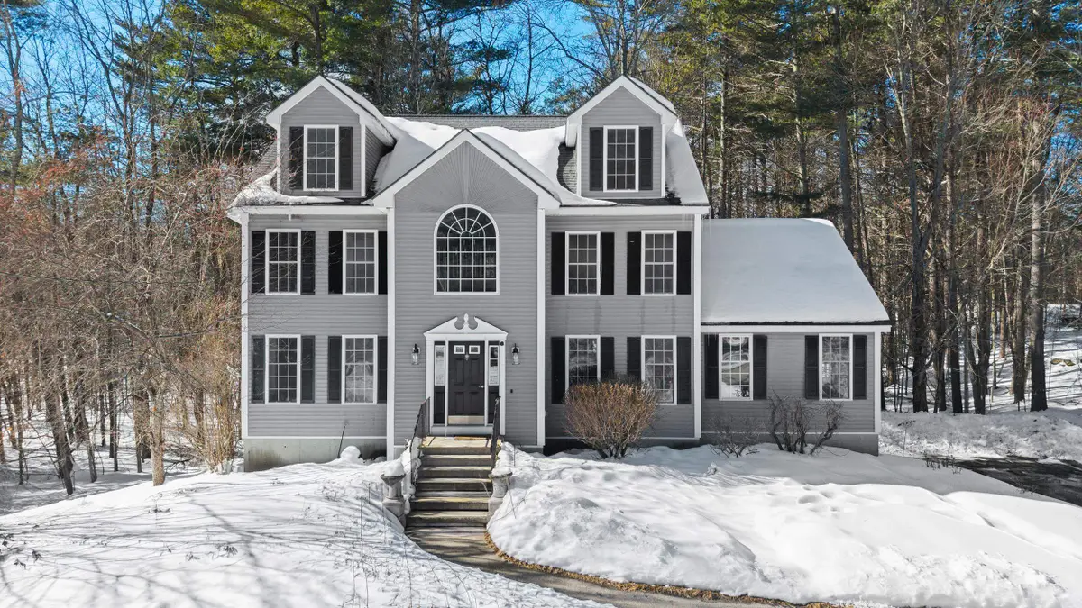 26 Sweetbriar Lane, Chester, NH 03036 - #1