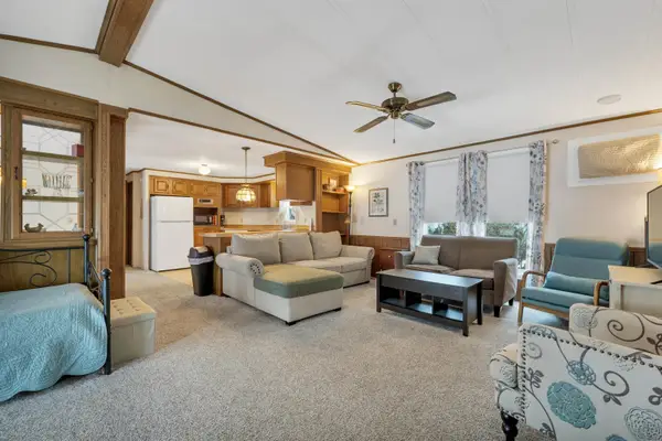 179 Donald Drive, Goffstown, NH 03045