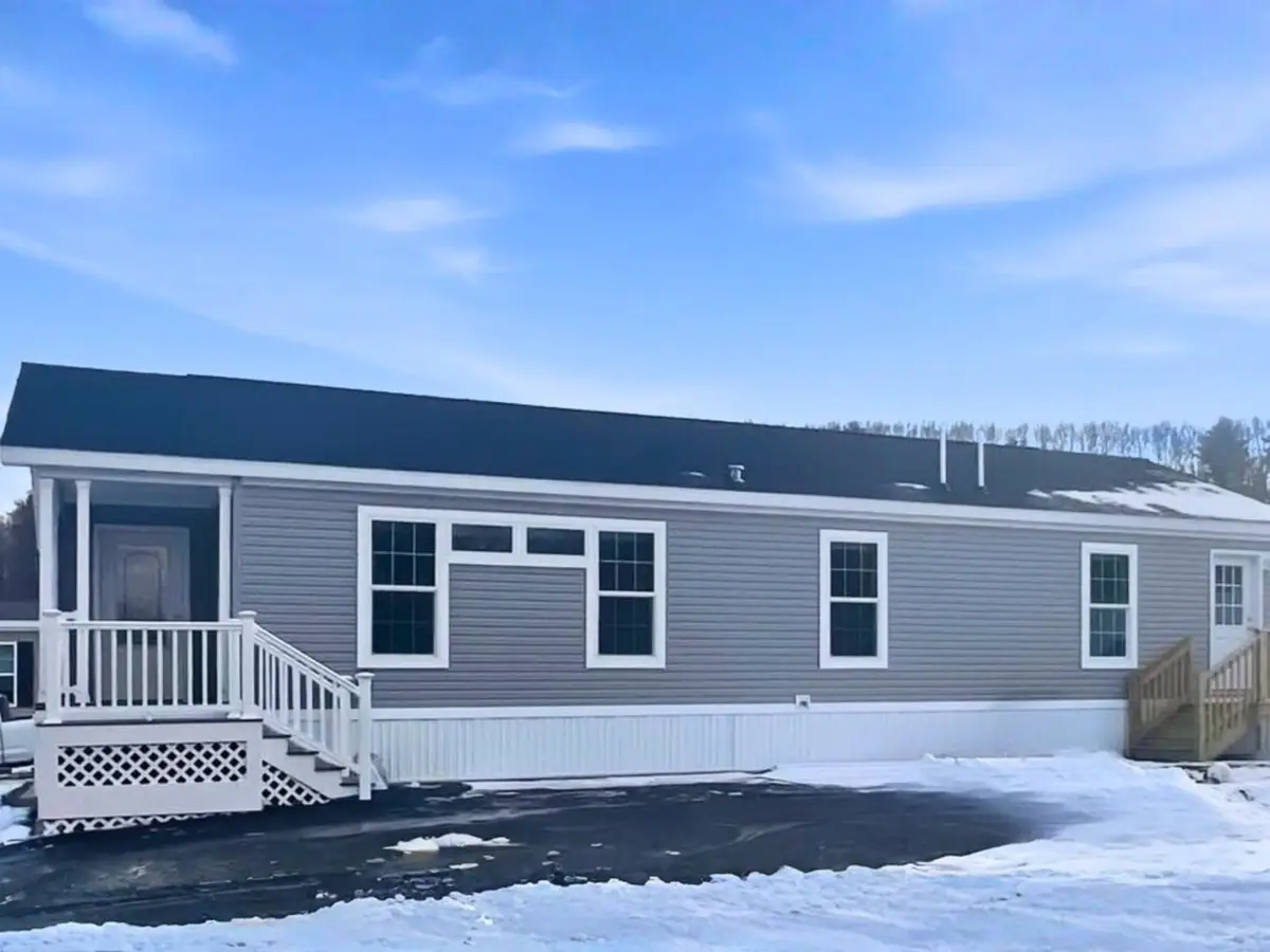 24 Adder Lane, Seabrook, NH 03874 - #1
