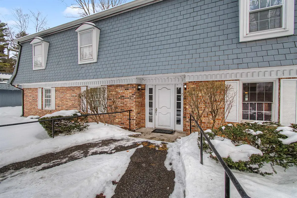 125 Kennedy Drive #10, South Burlington, VT 05403 - #1