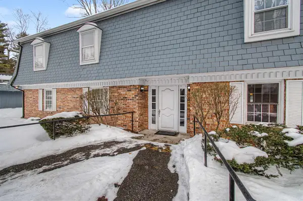 125 Kennedy Drive #10, South Burlington, VT 05403