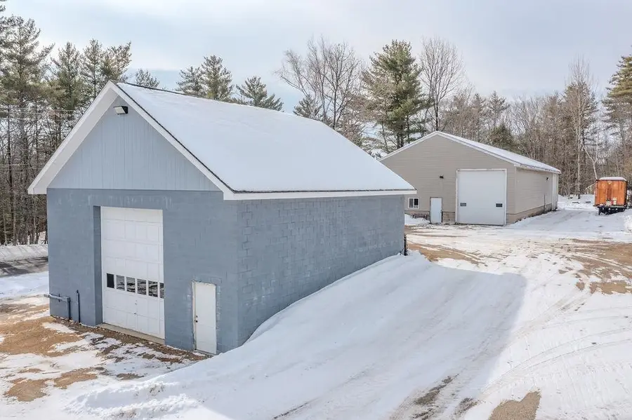 468 Mountain Avenue, Northwood, NH 03261 - #3