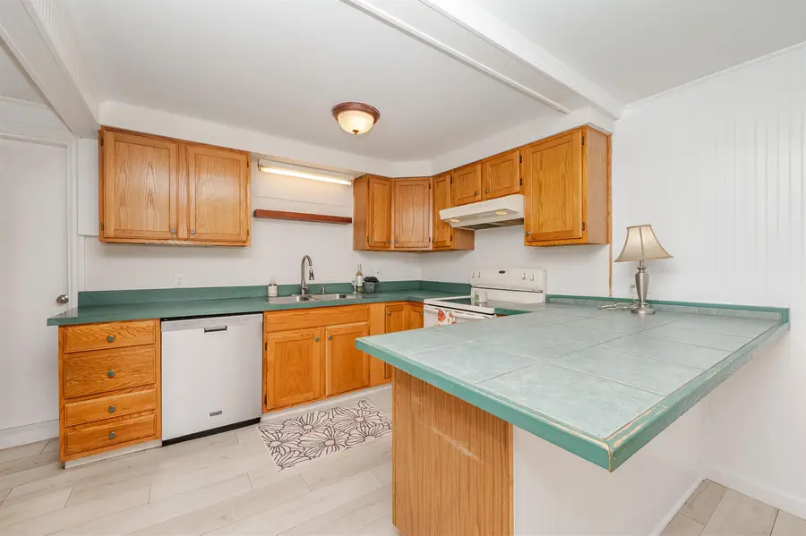 80 Woodlawn Circle, Portsmouth, NH 03801 - #2