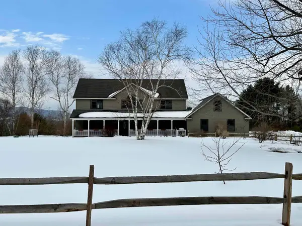 49 Sherri Lane, Clarendon, VT 05759