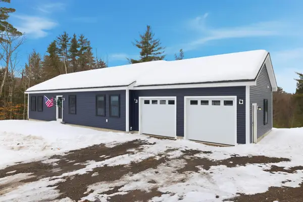 33 West Meadow Road, Pittsfield, NH 03263