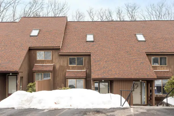 36 Silverton Drive, Nashua, NH 03062